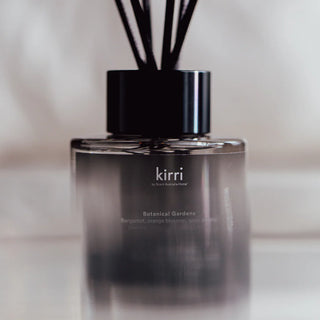 Botanical Gardens Reed Diffuser 200ml Duo + Botanical Gardens Reed Refills 500ml Duo